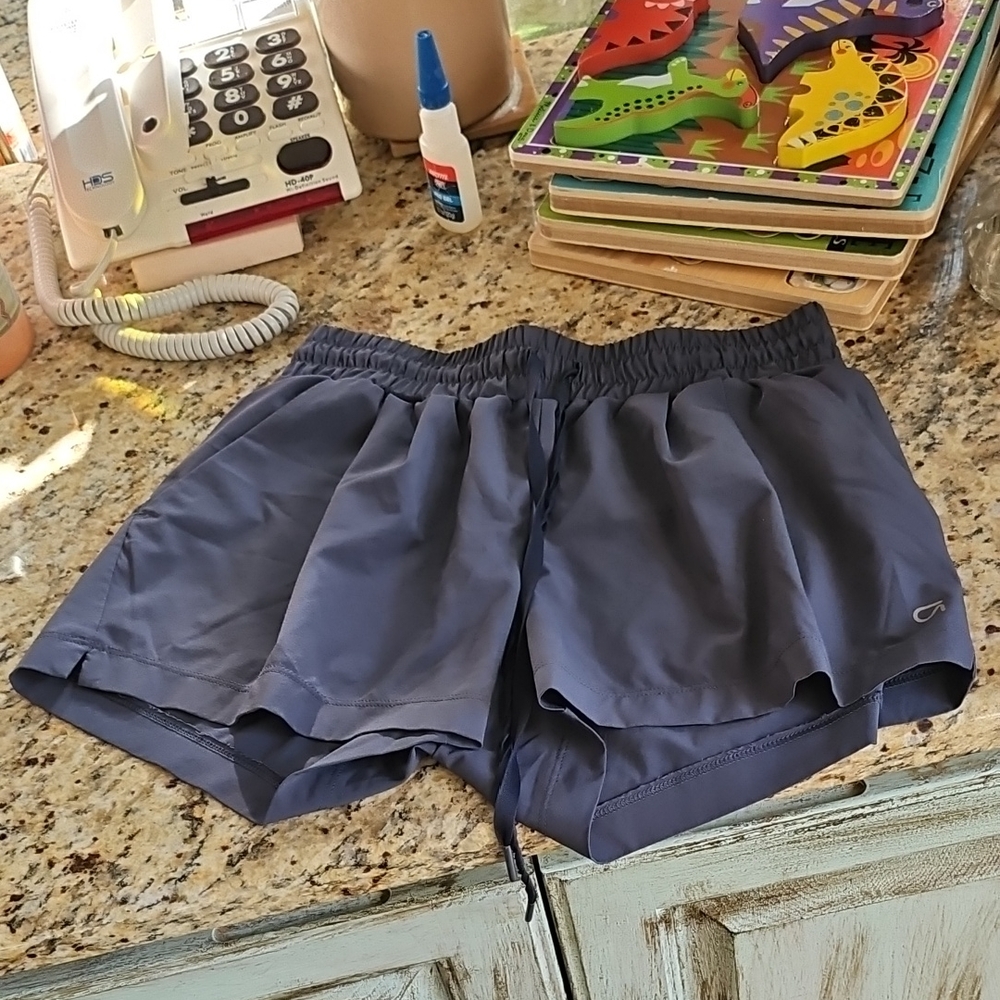 Womens GAP fit Poly Spandex Grey Elastic Workout Shorts Size XS